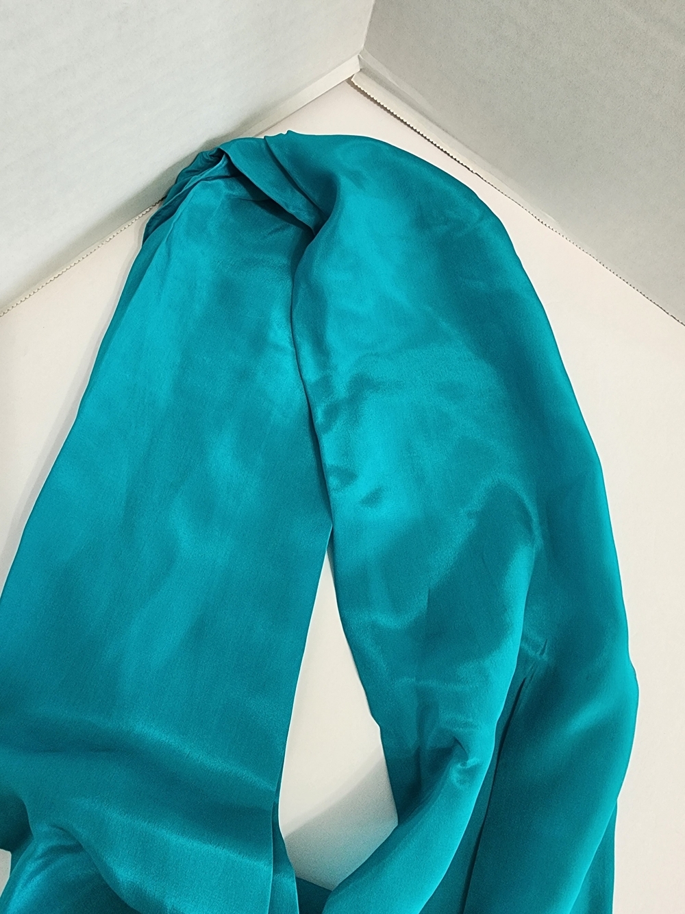 NWT Vintage 100% Silk Turquoise Scarf Dickey Tuck In Lot 4302 FLAW READ DESC - Picture 3 of 9